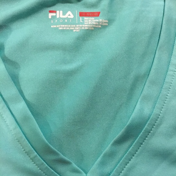 Fila sport short sleeve v-neck tee - Picture 3 of 3